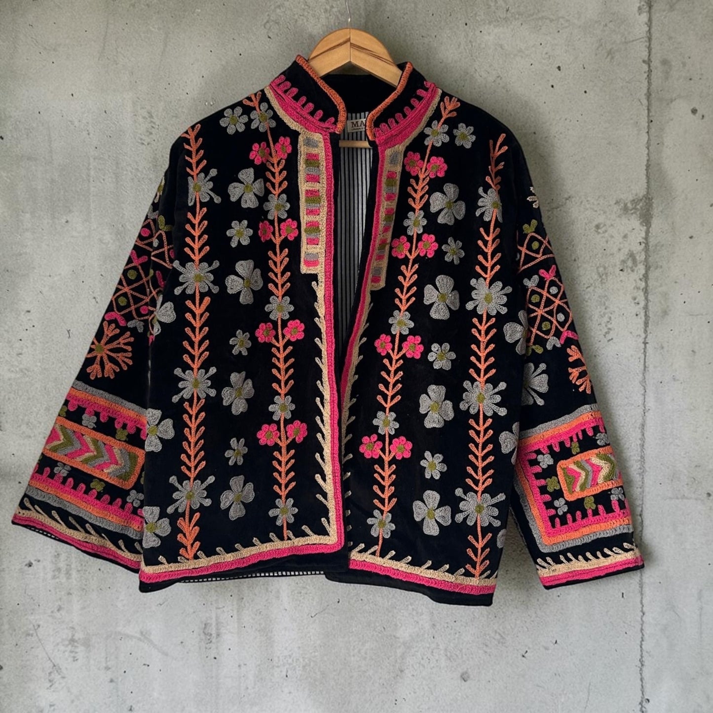 Suzzani Jacket - Pink Petal Noir
