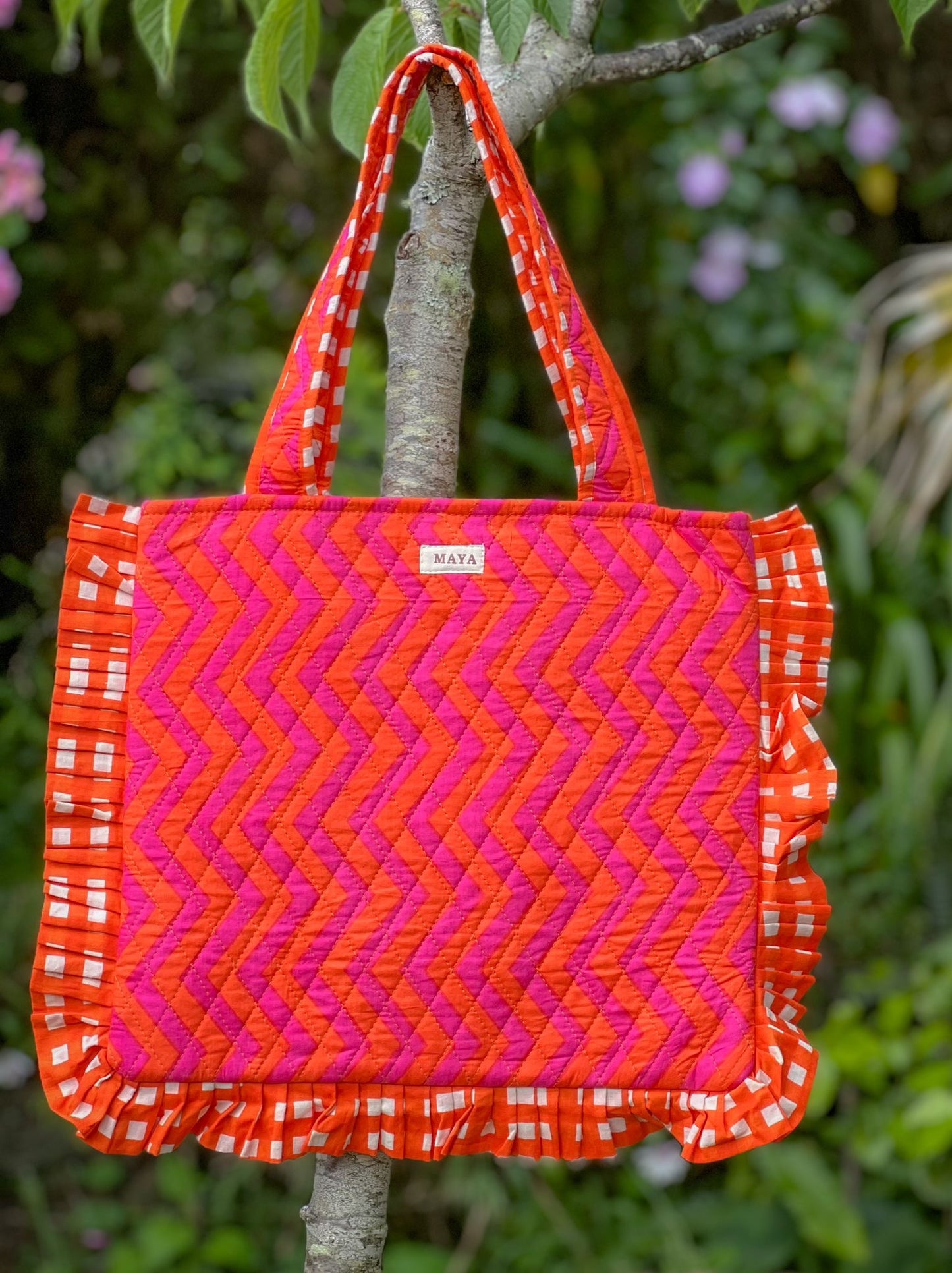 Quilted Frill Totes : 12 Patterns
