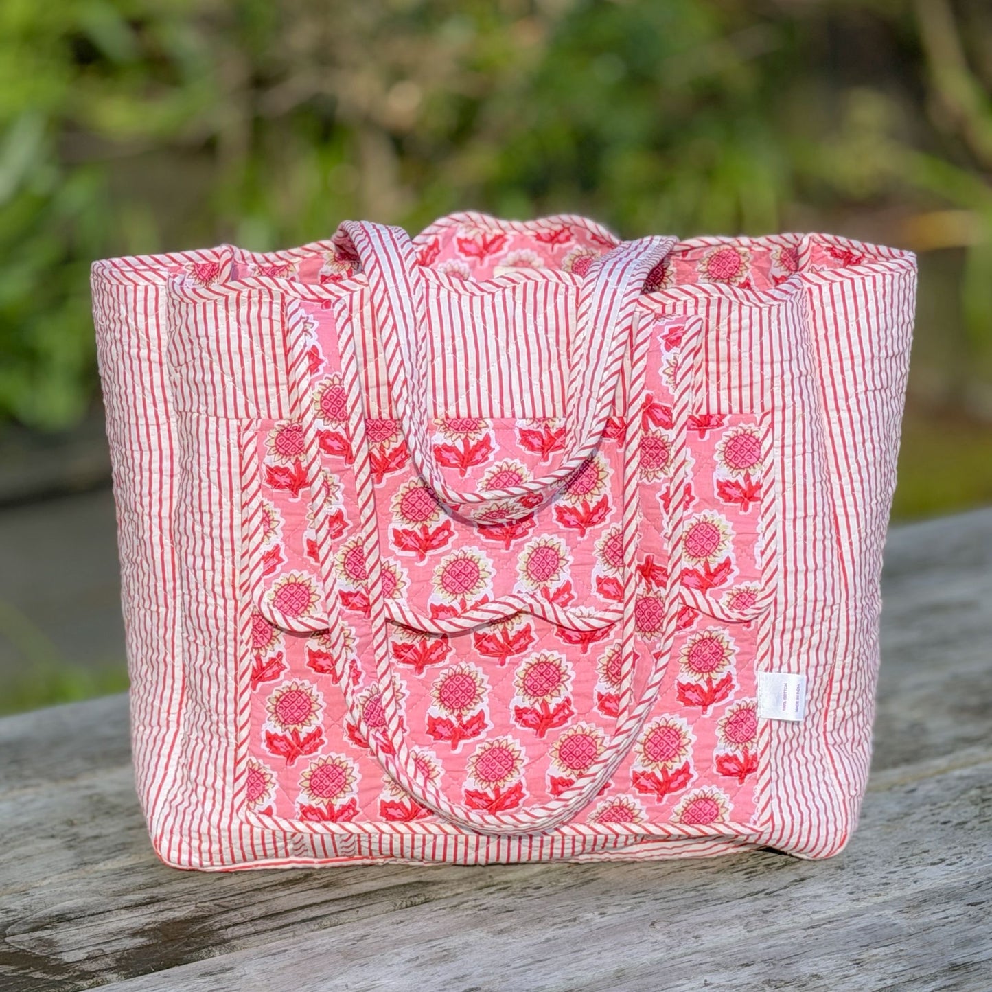 Reversible Scallop Tote - Rose Poppy