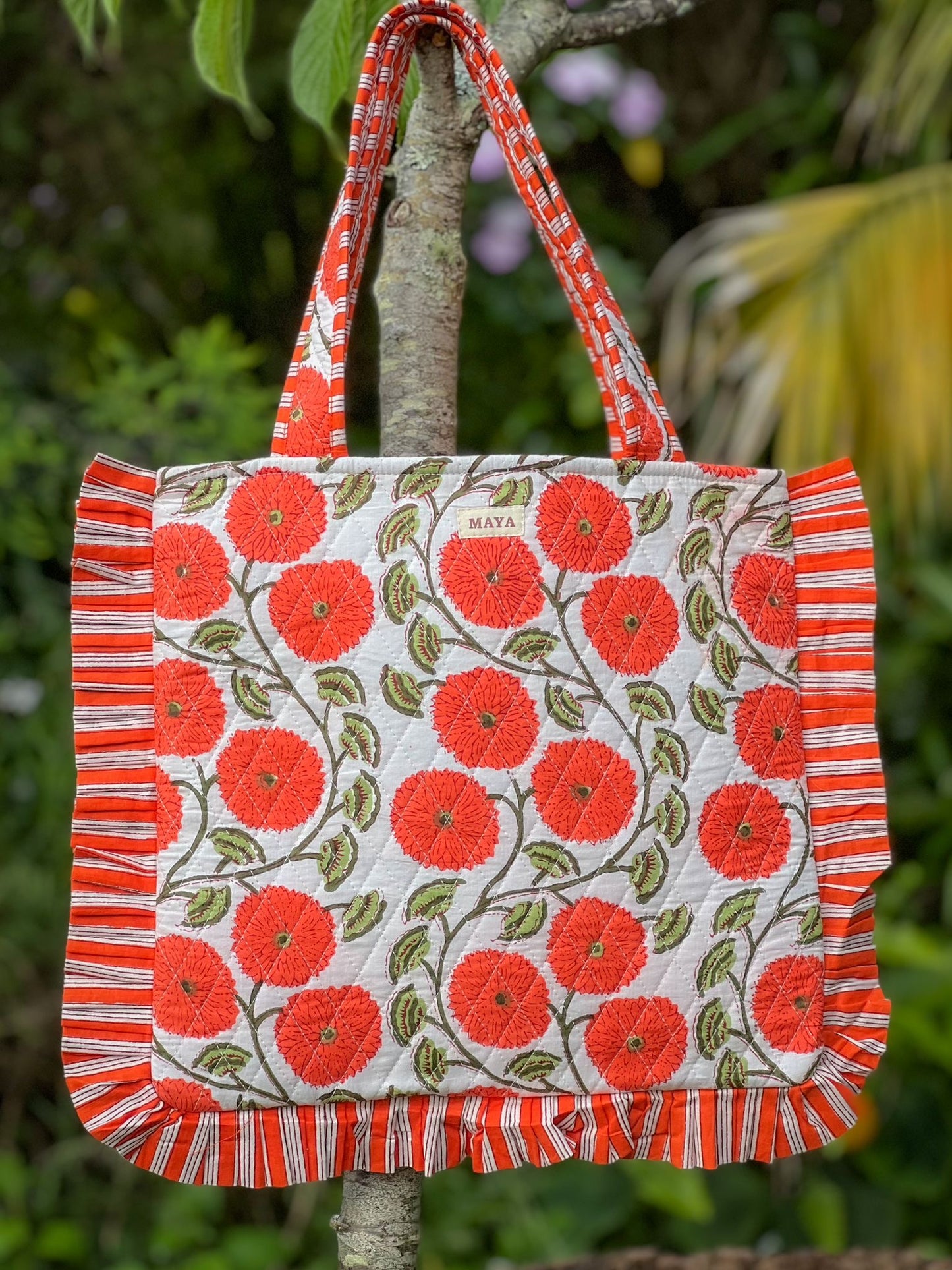 Quilted Frill Totes : 12 Patterns