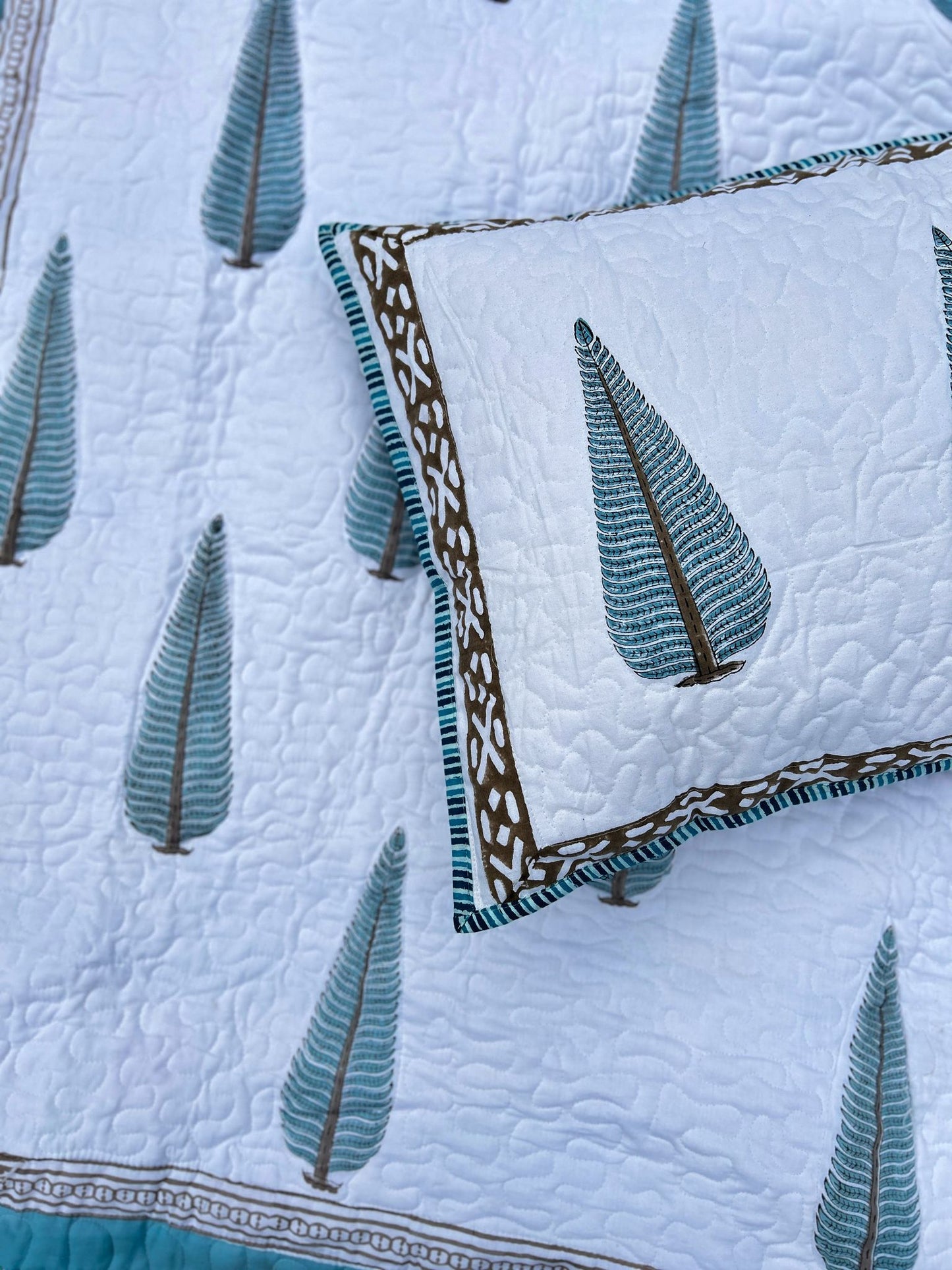 Reversible bedspread - Bagh Blue